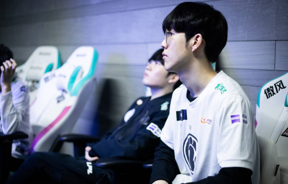 将为她争取 将为她争取