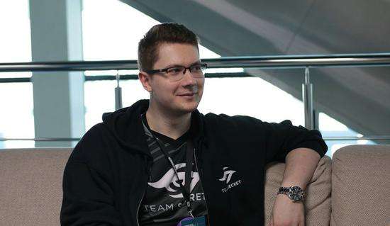 成为许多年 成为许多年