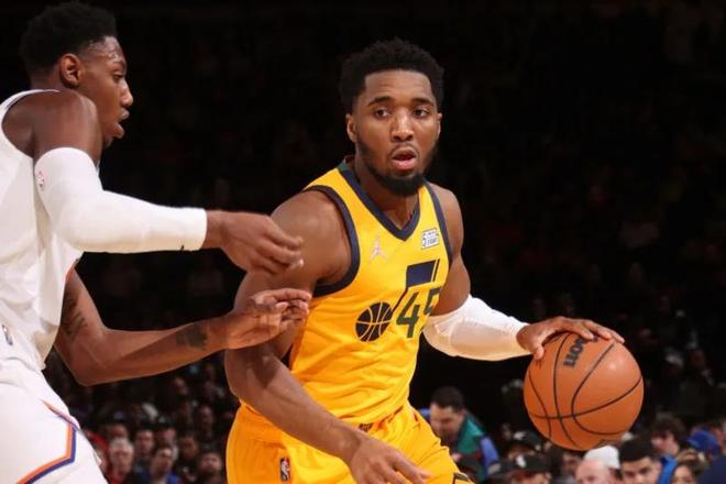 热门话题 热门话题