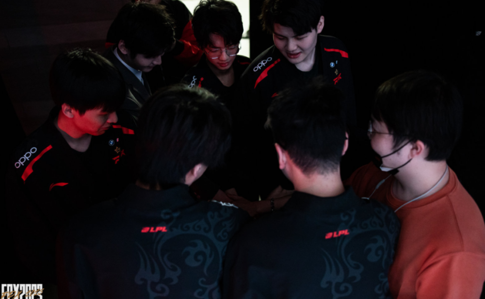 探讨曼联如 探讨曼联如