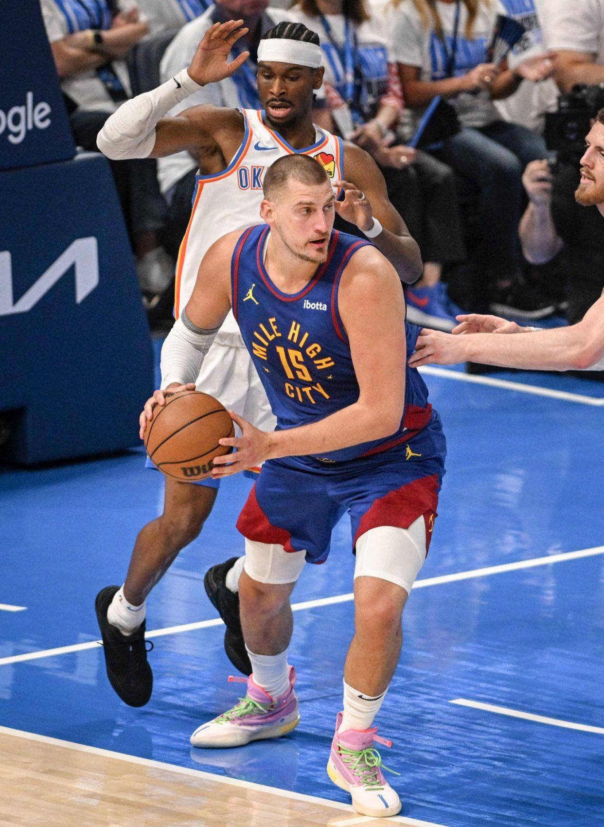 并且在此期 并且在此期